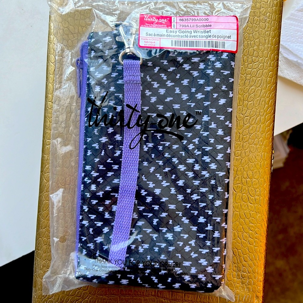 Thirty-One Easy Going Wristlet - Lil Scribble NWT
